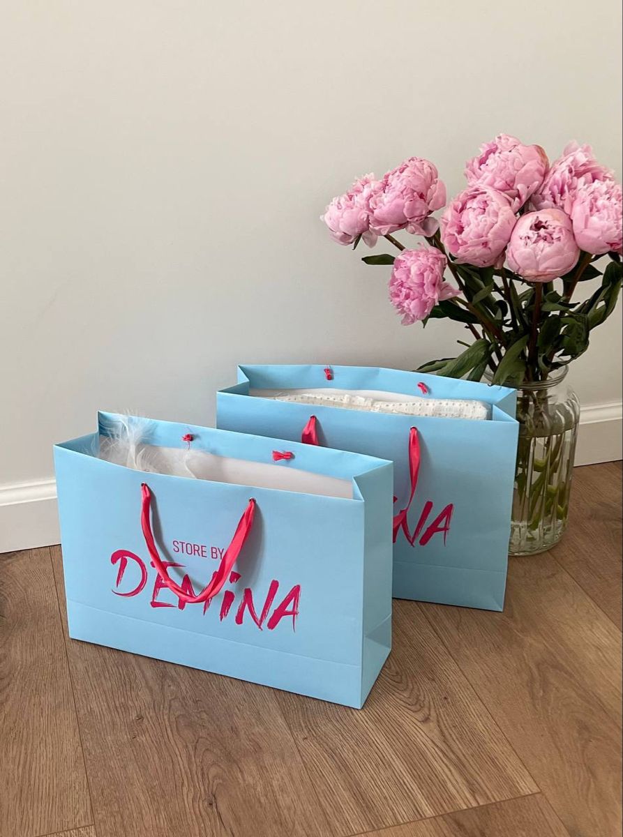 Two-colour print example on blue paper bags